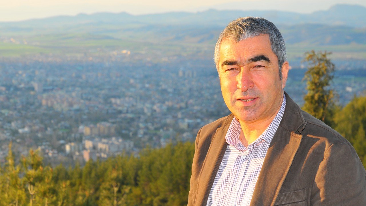 Samet Aybaba Kimdir?
